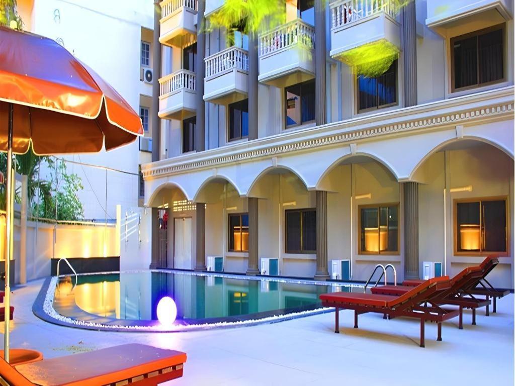 Honey Lodge Pattaya Luaran gambar