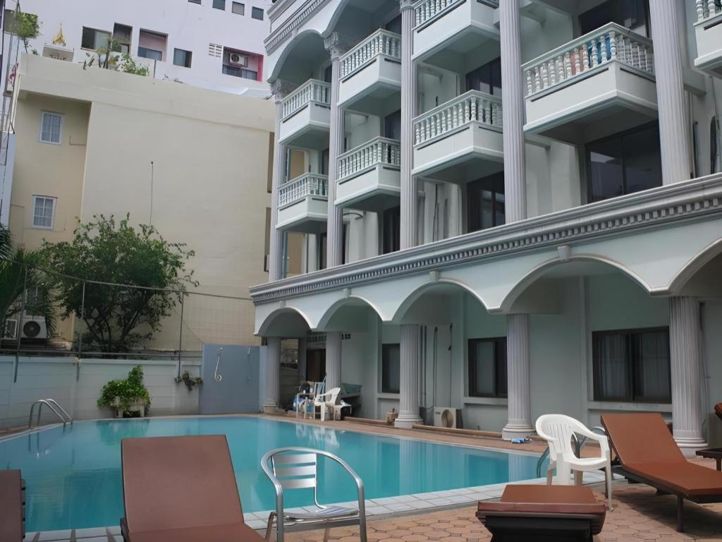 Honey Lodge Pattaya Luaran gambar