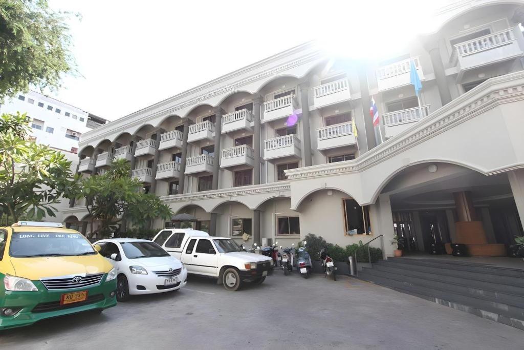 Honey Lodge Pattaya Luaran gambar