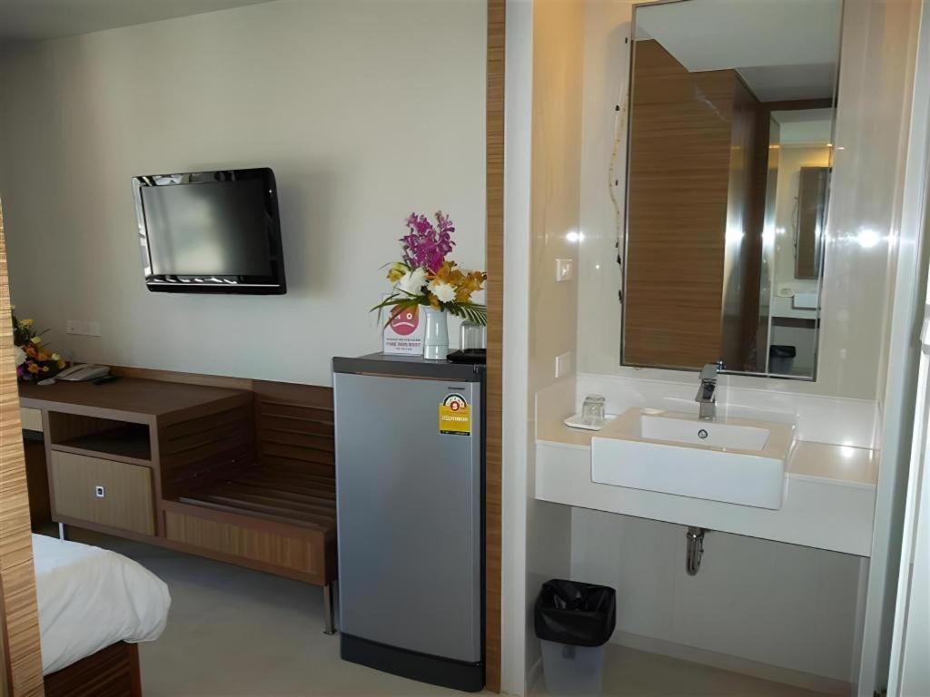 Honey Lodge Pattaya Luaran gambar