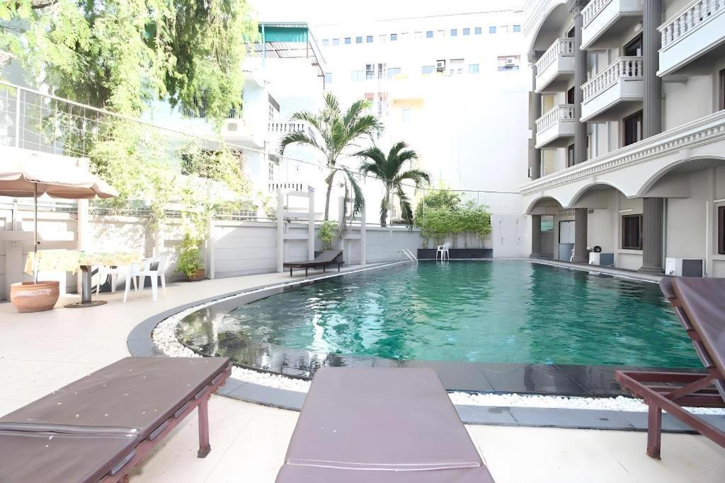 Honey Lodge Pattaya Luaran gambar
