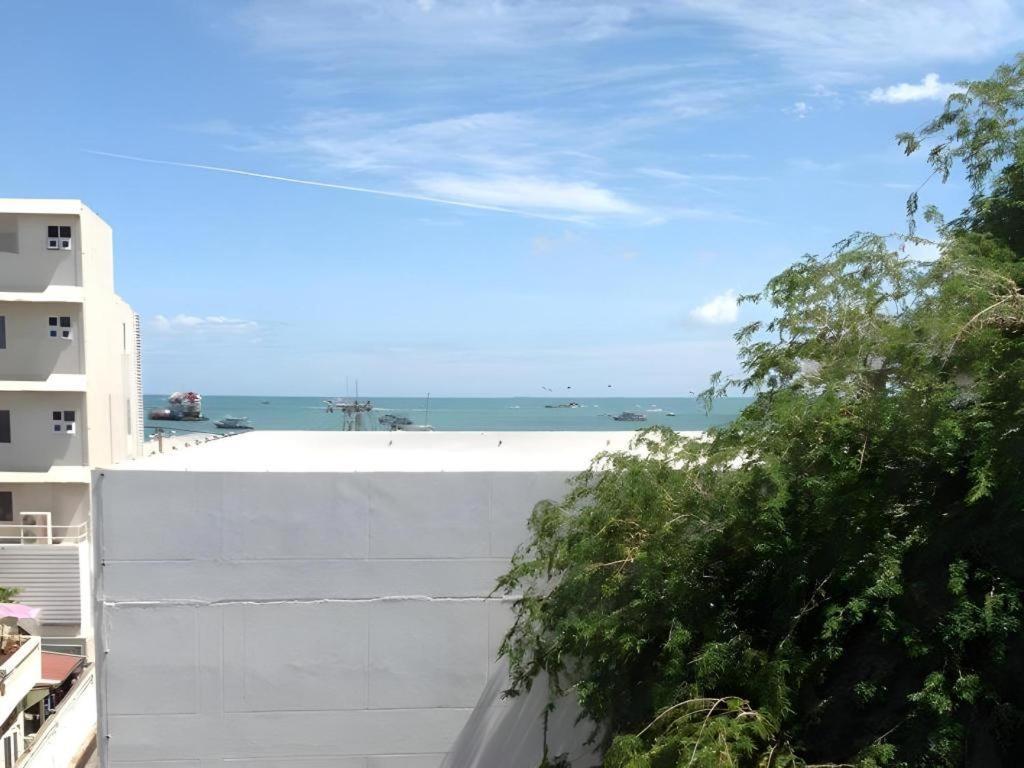 Honey Lodge Pattaya Luaran gambar